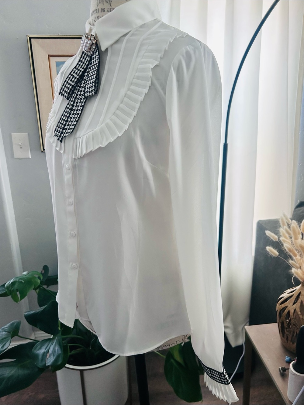 Fashion Nova White Ruffle Collar Blouse with Houndstooth Bow Accent - Picture 8 of 10